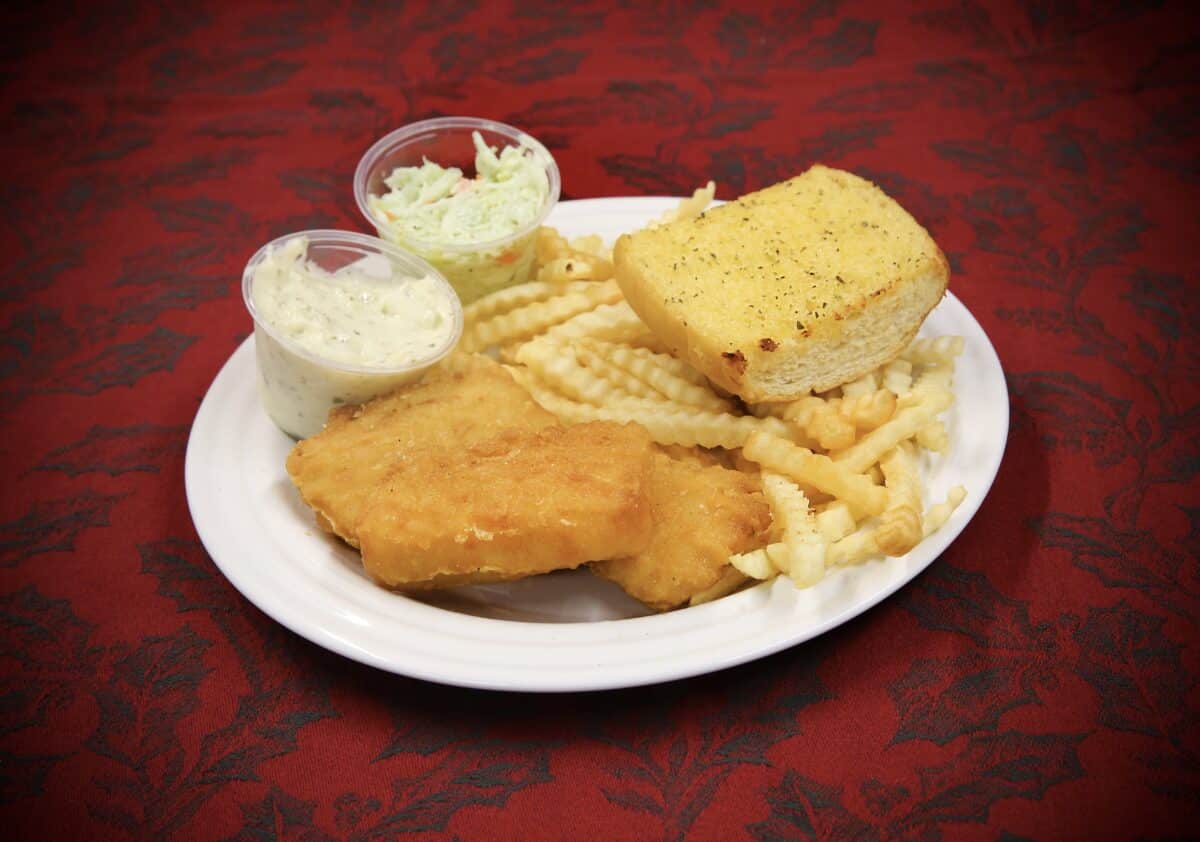 Beer Battered Cod Dinner w/ Tartar (3 Pieces)